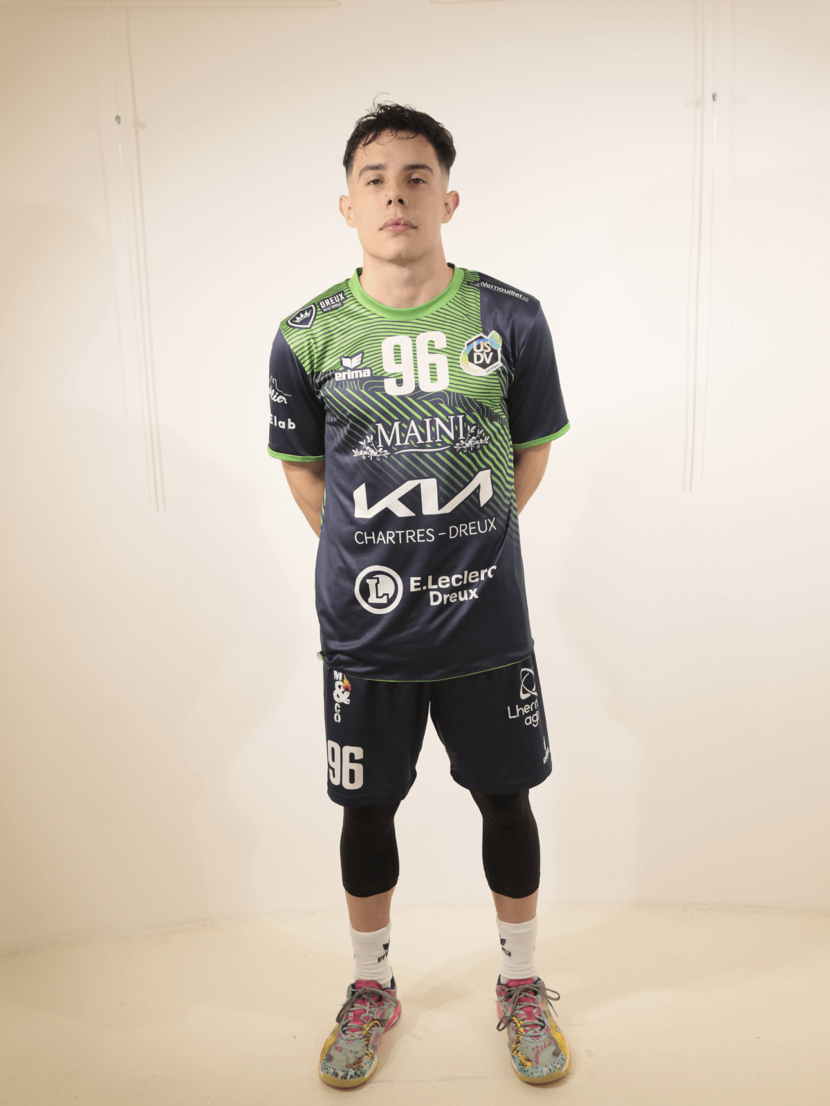Design sans titre (4) https://usdv-handball.com/wp-content/uploads/2024/12/Design-sans-titre-4.png