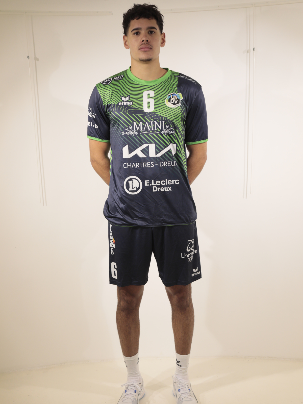 Design sans titre (8) https://usdv-handball.com/wp-content/uploads/2024/12/Design-sans-titre-8.png